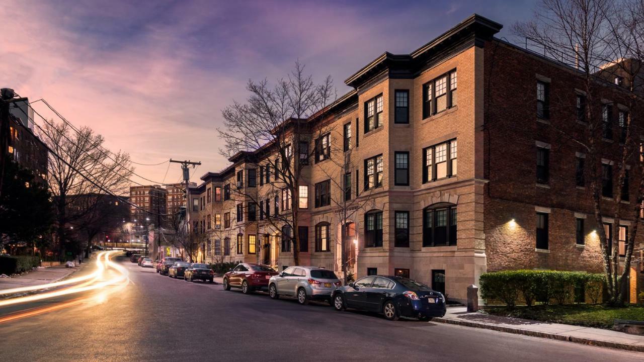 A Stylish Stay W/ A Queen Bed, Heated Floors.. #36 Brookline Dış mekan fotoğraf